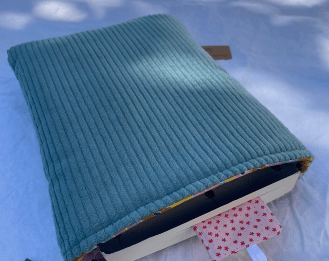 Housse de livre - Bleue fleurie